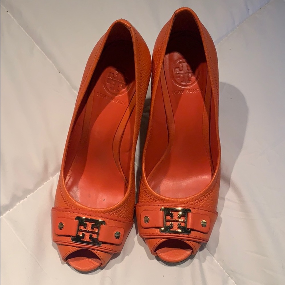 Size 8 orange leather Tori Burch wedges